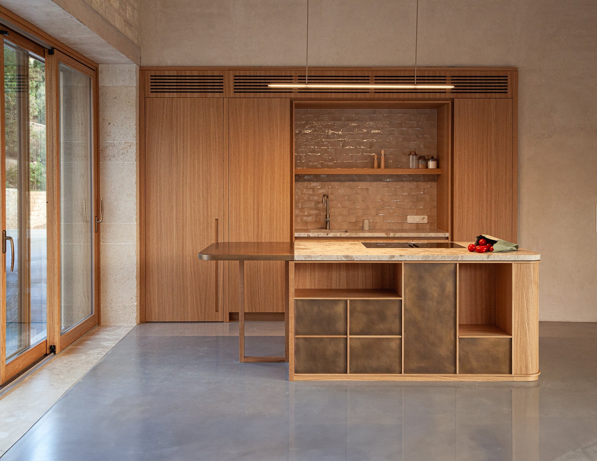 Ein Haus im Zeichen des Minimalismus: MosettigLicht x Spititou